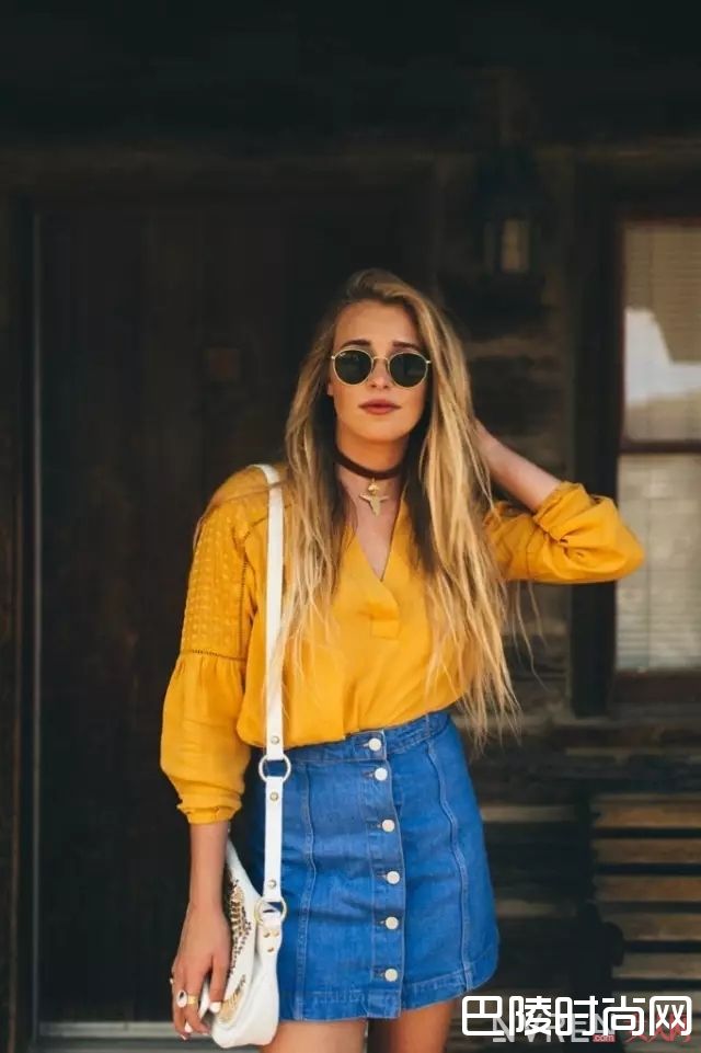 蓝色和黄色如何搭配_清爽的蓝色穿搭 让你看到高质感的休闲气质