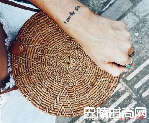 Hartwood House草编包有哪些？_最适合夏天的包包 那就只能非草编包莫属了！