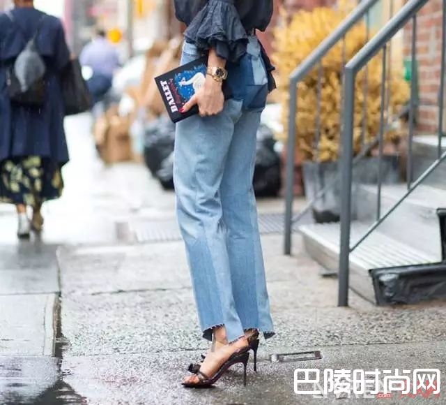 牛仔裤或牛仔裙的搭配_清爽的蓝色穿搭 让你看到高质感的休闲气质