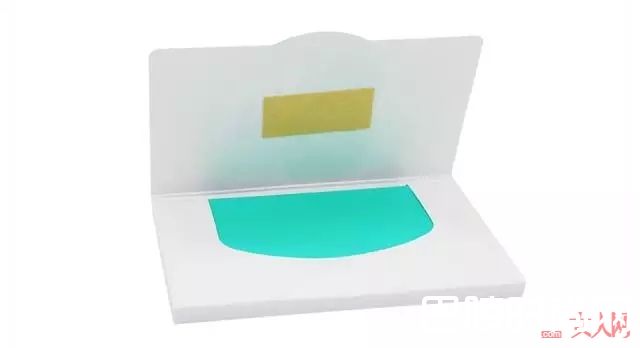 头发油能用吸油纸吗_夏天头更油了怎么办？别让一低头的温油吓跑了男神