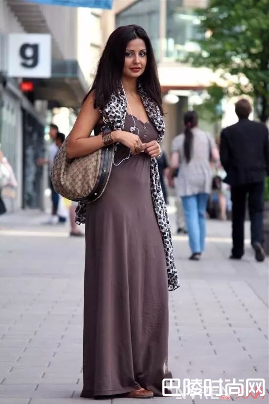 腿粗穿衣服要注意什么_这些小技巧不掌握，就算你是杨幂、杨颖都没用！