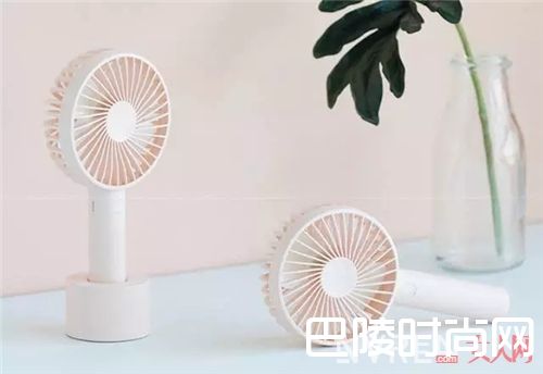 BENKS与DIMO风扇_夏日必备好物 对抗炎炎夏日全都靠它们了！