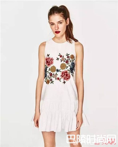 刺绣连衣裙好看吗_搭配这款中国元素 让你穿出一个世纪的美