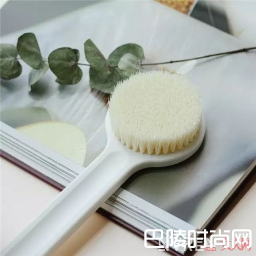 MUJI无印良品洗澡刷_花最少的钱过最高品质的生活 这些小物很不错~