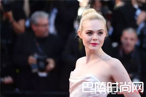 使用粉色系唇色的明星有哪些？_我与戛纳最近的距离 就是拥有和女神同款唇色！