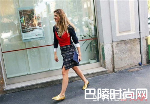 款式简单的平底鞋更好看吗_如何把平底鞋该有的低调范穿出来 这三条很重要