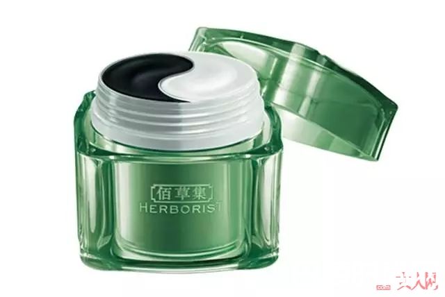 关关使用的化妆品是什么_关于欢乐颂2 剧中五美的化妆台大揭秘