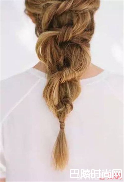 第二款扎发介绍_2款简单好看的扎发 让这个夏天更清凉