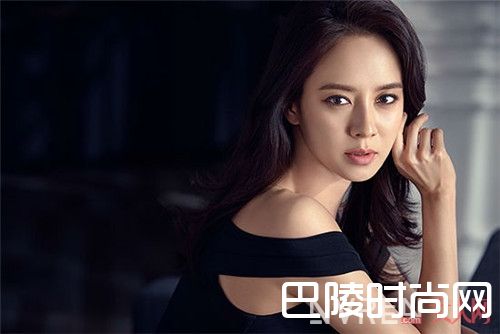 打腮红有什么技巧_腮红乱打可是会破坏你的气质的 这些打法你懂吗