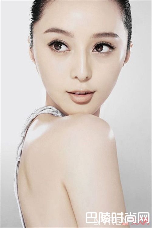 倒三角脸型怎么打腮红_腮红乱打可是会破坏你的气质的 这些打法你懂吗