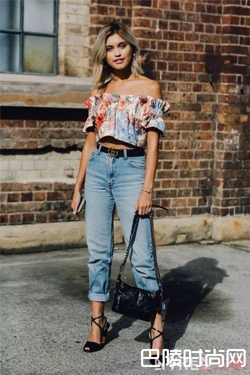 印花衣服怎么样_时髦这件事情交给这4款衣服 你负责美美的就好