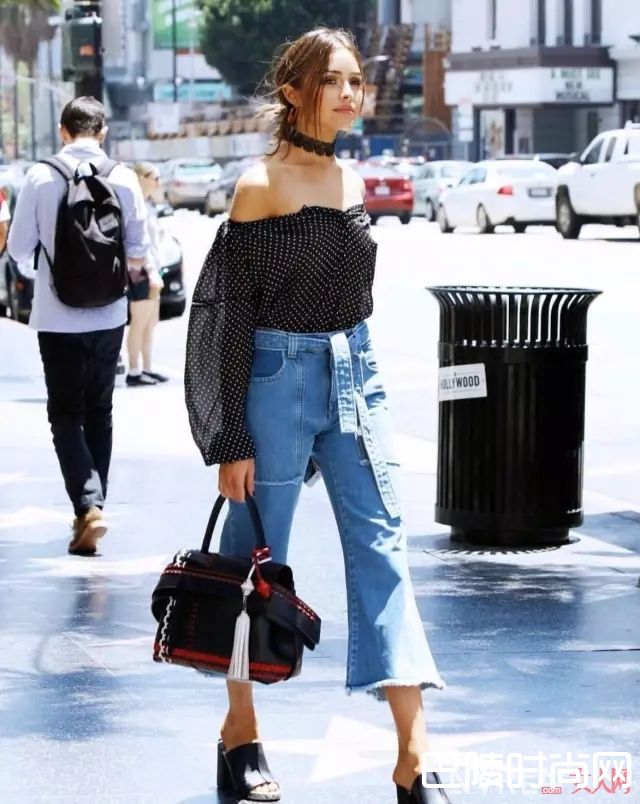 吊带露肩应该穿什么内衣_露肩、露背、吊带、透视，所有的夏日内衣都给你承包了