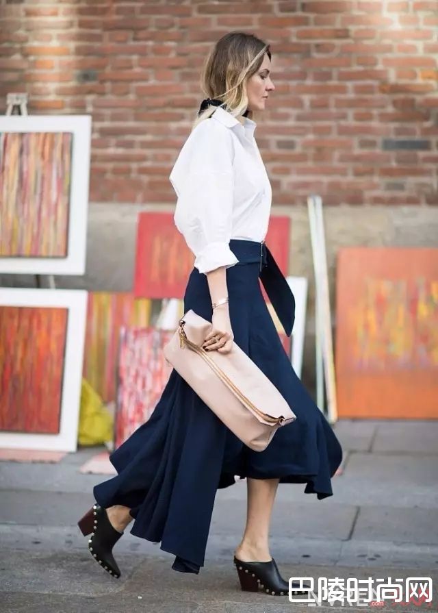 粗跟穆勒鞋如何搭配_想拥有一双大美腿？看看这些夏季凉鞋穿搭大法就知道