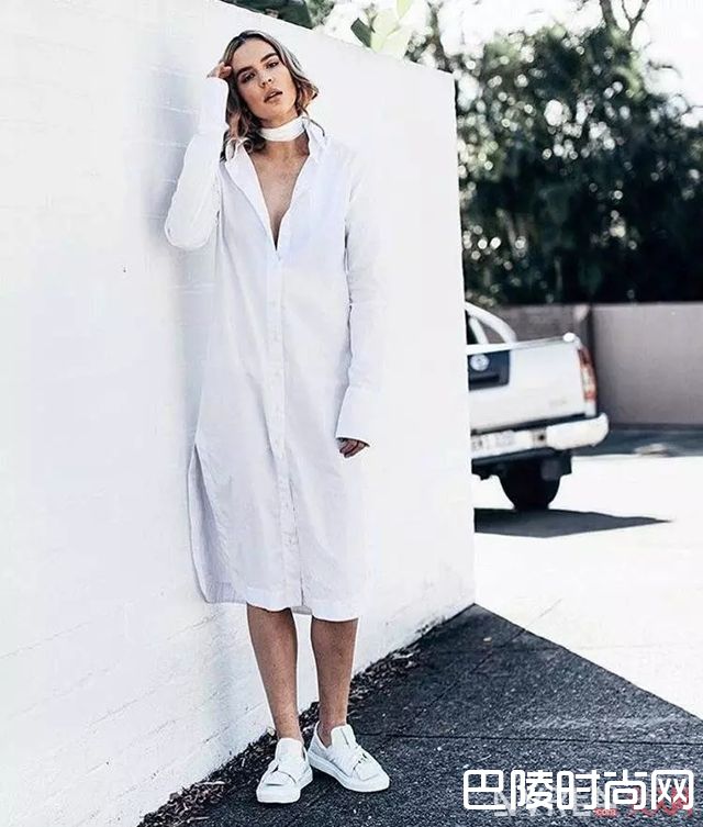 白色衬衫裙搭配推荐_穿上小白裙 多份清爽又迷人的气息