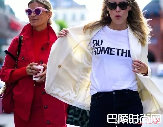 ​slogan T怎么搭配_夏天最爱的T恤 这些穿法让你美够一整季