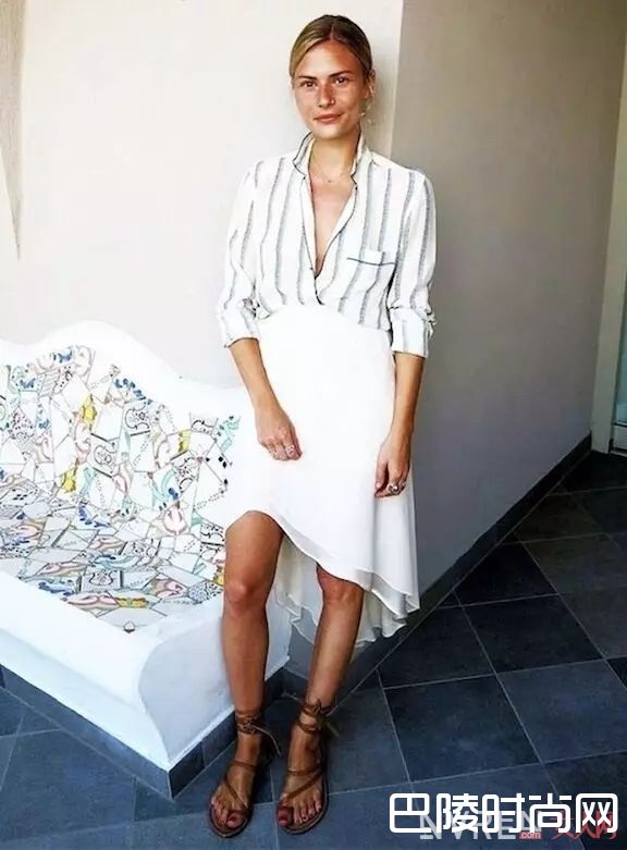 今夏小脚想要“透心凉”？围观这六款凉鞋就对了