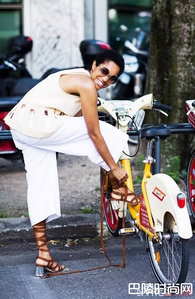 今夏小脚想要“透心凉”？围观这六款凉鞋就对了