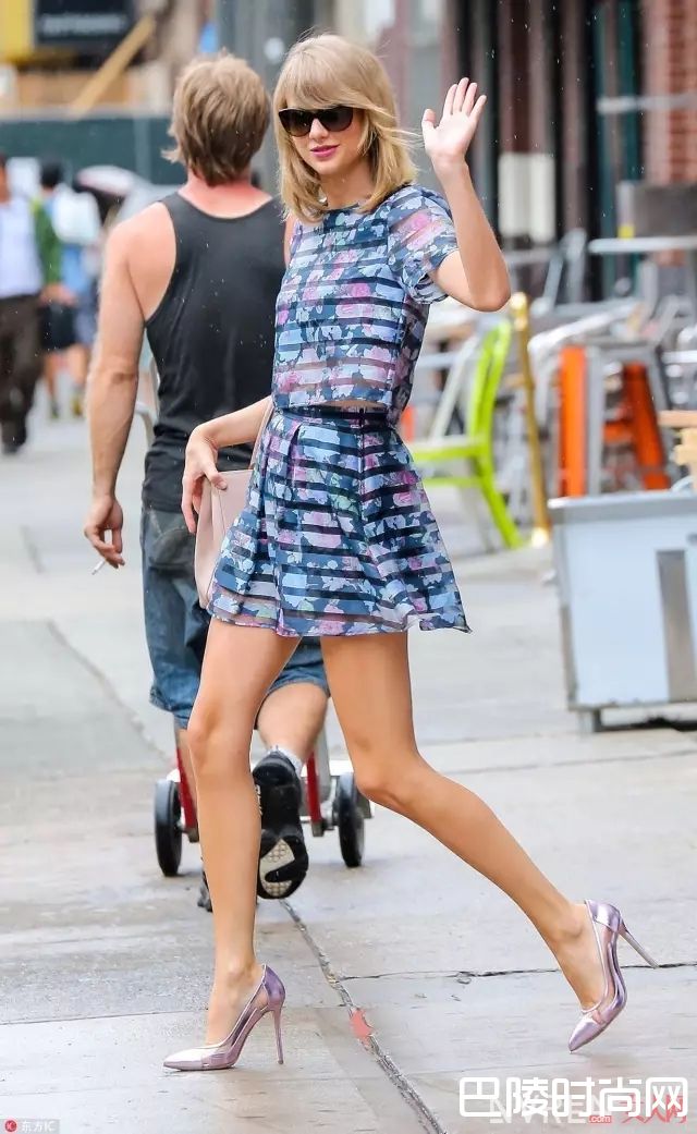 条纹加印花推荐_条纹衫的进阶!有哪些时尚的条纹款式推荐