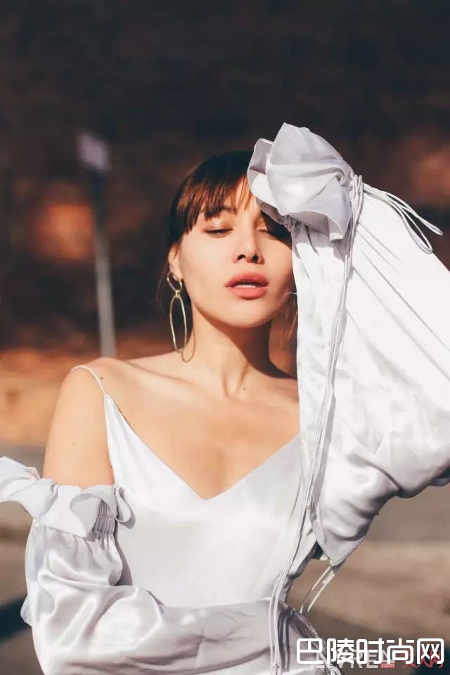 仙女风小白裙推荐_穿上小白裙 多份清爽又迷人的气息