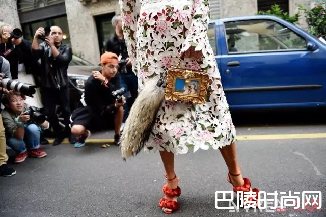 彩色凉鞋推荐_今夏小脚想要“透心凉”？围观这六款凉鞋就对了