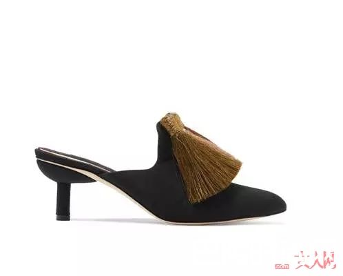 穆勒凉鞋推荐_今夏小脚想要“透心凉”？围观这六款凉鞋就对了