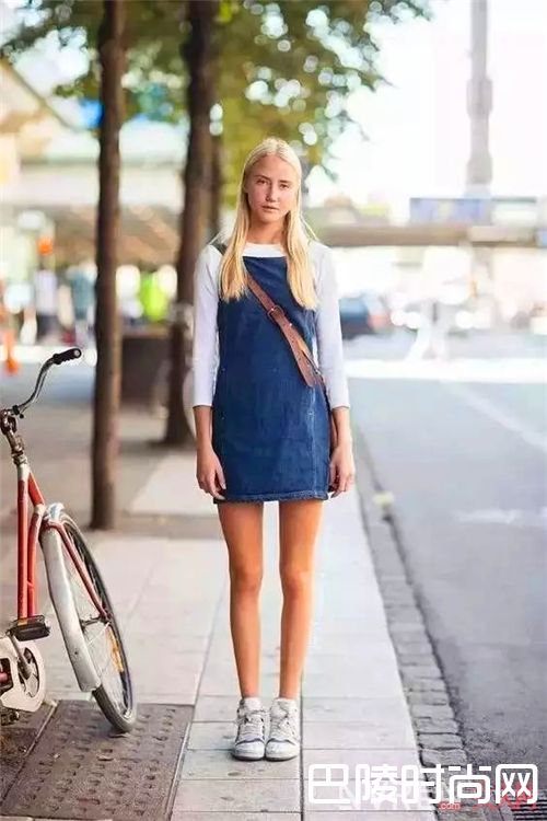 吊带与T恤衬衫如何搭配?_这个夏天 一件小吊带帮你开启撩汉模式!