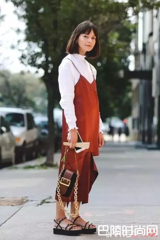 厚底凉鞋推荐_今夏小脚想要“透心凉”？围观这六款凉鞋就对了