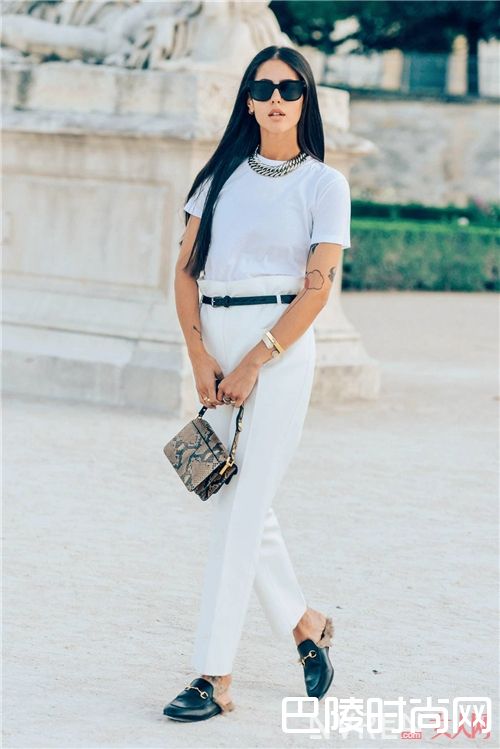 毛毛拖鞋如何搭配？_夏季慵懒风 穿上这些拖鞋让你懒得很时髦！