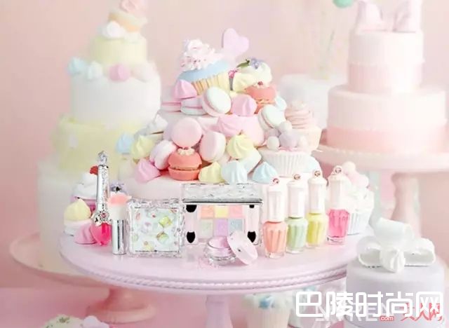 Miss Hana X CHOO CHOO CAT联名彩妆_这17款高颜值化妆品，你不备一件在包里怎么对得起自己？