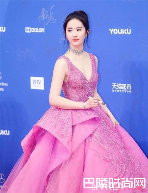 魔法梦幻香氛怎么样_当下火爆香水+实用搭配 看完让你眼前一亮