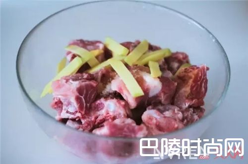 豆豉蒸排骨怎么做？_厌倦了爆炒的油腻与油烟 学学这4道懒人蒸菜做法