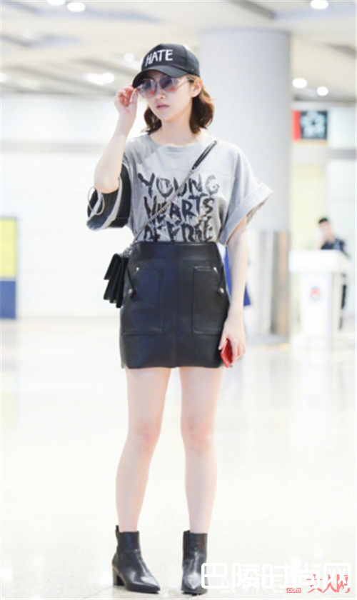 宽袖T恤遮肉吗_夏天肉多怎么遮？这四款让你更高挑