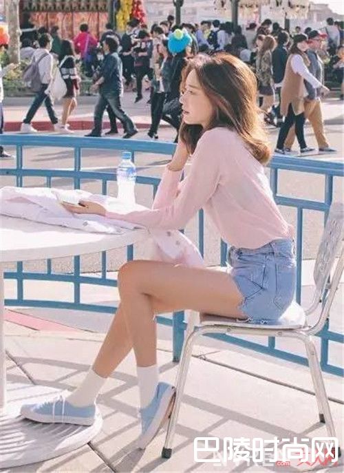 祖马龙牡丹&胭红麂绒怎么样_当下火爆香水+实用搭配 看完让你眼前一亮