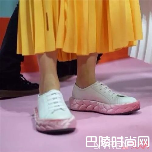 Marco de Vincenzo鞋子推荐_最近超火的新晋小众鞋履品牌 你知道几个？
