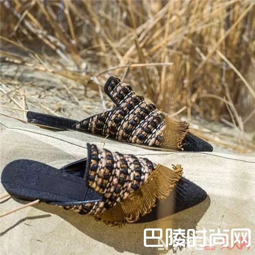 Sanayi 313鞋子推荐_最近超火的新晋小众鞋履品牌 你知道几个？