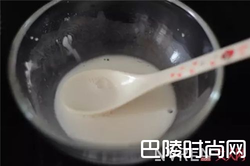 豆豉蒸排骨怎么做？_厌倦了爆炒的油腻与油烟 学学这4道懒人蒸菜做法