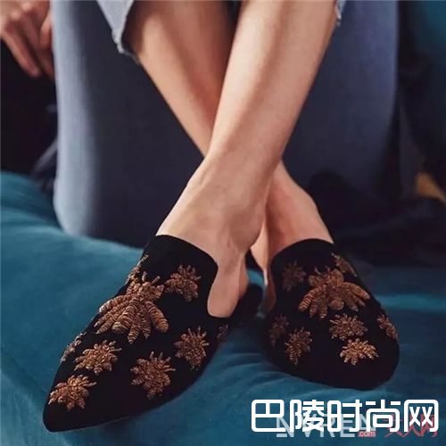 Sanayi 313鞋子推荐_最近超火的新晋小众鞋履品牌 你知道几个？