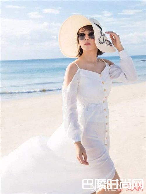 杜嘉班纳浅蓝女士香水怎么样_当下火爆香水+实用搭配 看完让你眼前一亮