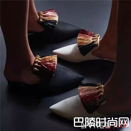 Sanayi 313鞋子推荐_最近超火的新晋小众鞋履品牌 你知道几个？