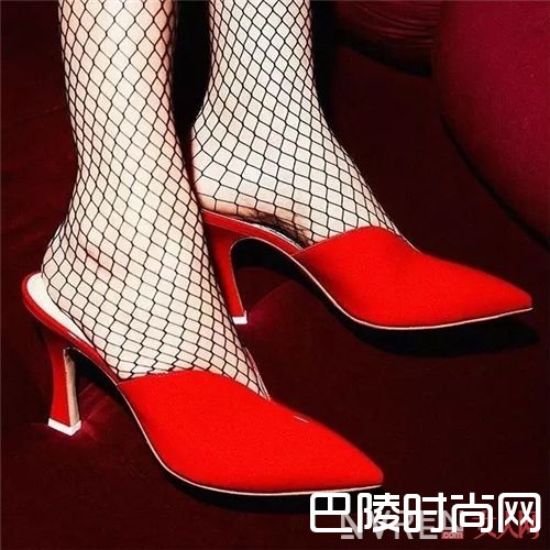 Attico鞋子推荐_最近超火的新晋小众鞋履品牌 你知道几个？