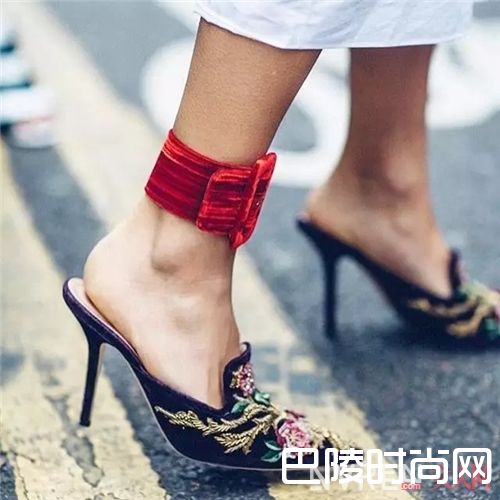 Attico鞋子推荐_最近超火的新晋小众鞋履品牌 你知道几个?