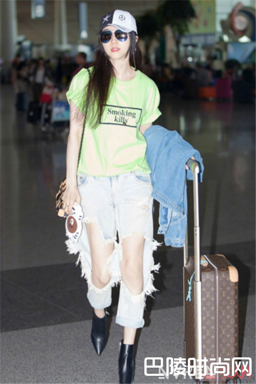 宽袖T恤遮肉吗_夏天肉多怎么遮？这四款让你更高挑