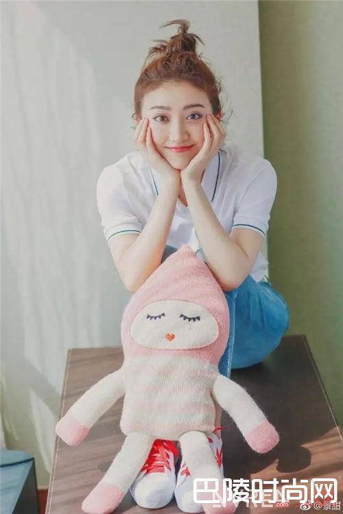 LOB头是什么样子？_这个夏天什么发型和发色最火？剪个短发准没错！