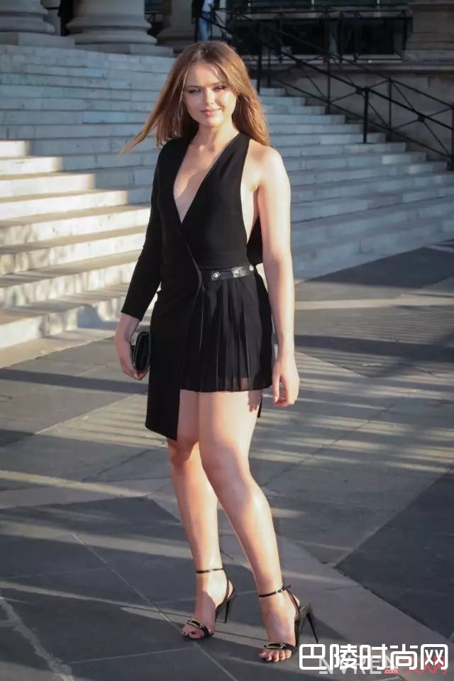 大腿粗适合哪种裙子_腿粗、腿不直、腿不美不用怕，选对裙子就行了！