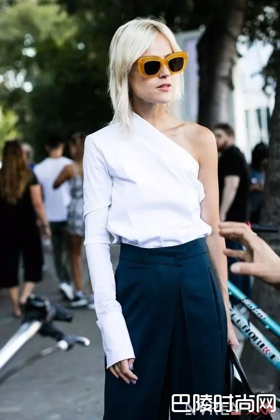 肩膀细节不能少_会穿衣一点都不难 10个法则穿出自己的风格