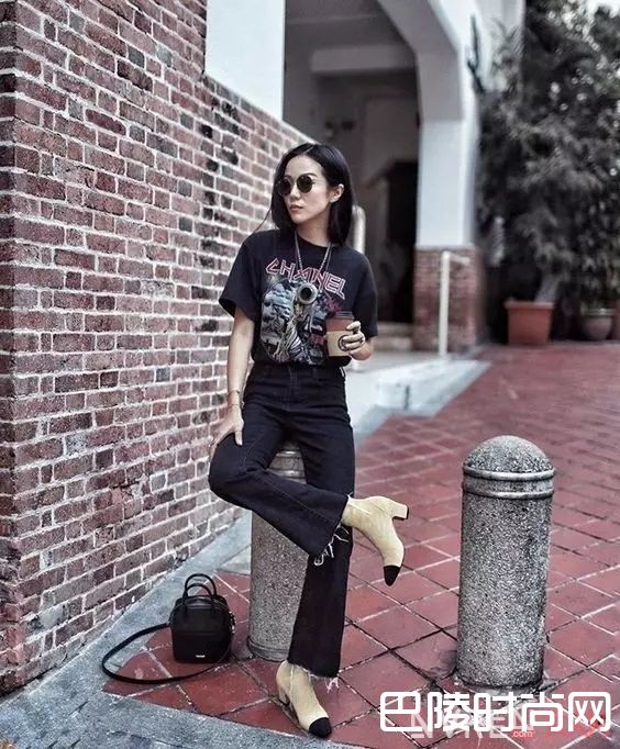 摇滚T配牛仔裤_白T穿腻了，来件“摇滚T“燃爆你的夏天！