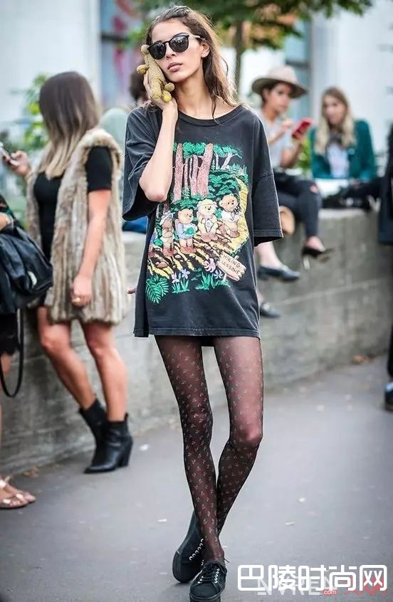 摇滚T单穿_白T穿腻了，来件“摇滚T“燃爆你的夏天！