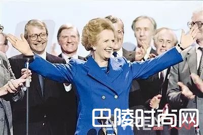 80年代的经典流行_80年代最有腔调的复古单品，你还差哪件？