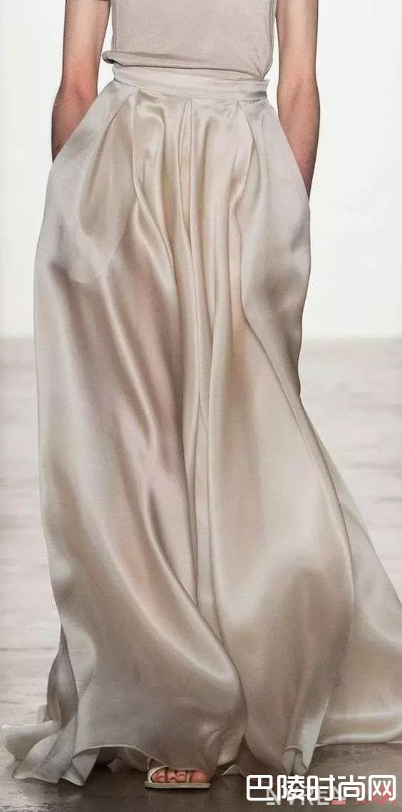 丝绸的美感_那一波莹润的光泽，是属于女人的质感