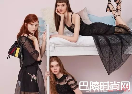 纱裙品牌推荐_这些减龄穿搭 让你看起来又潮又年轻